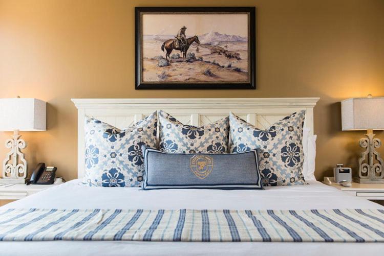 Frontier Hotel Pawhuska מראה חיצוני תמונה